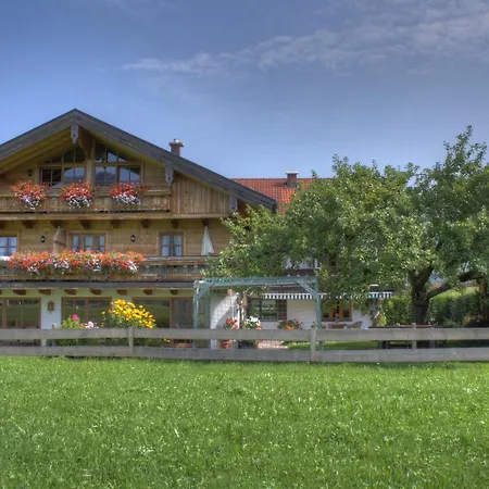 Gaestehaus Hirschbichler - Chiemgau Karte *
