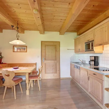 Gaestehaus Hirschbichler - Chiemgau Karte Apartment Inzell