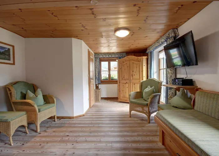 Gaestehaus Hirschbichler - Chiemgau Karte *