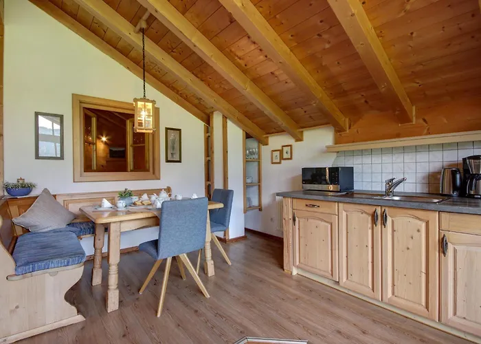 Gaestehaus Hirschbichler - Chiemgau Karte *